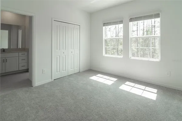 $2,400 | 10844 Fowlers Blf Court, Tampa, FL 33647
