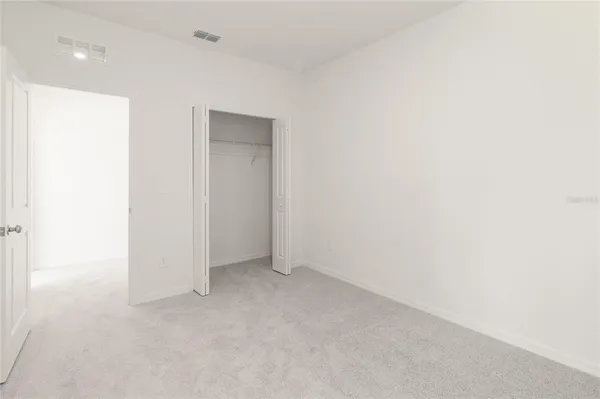 $2,400 | 10844 Fowlers Blf Court, Tampa, FL 33647