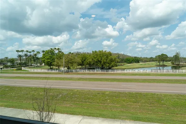 $2,400 | 10844 Fowlers Blf Court, Tampa, FL 33647