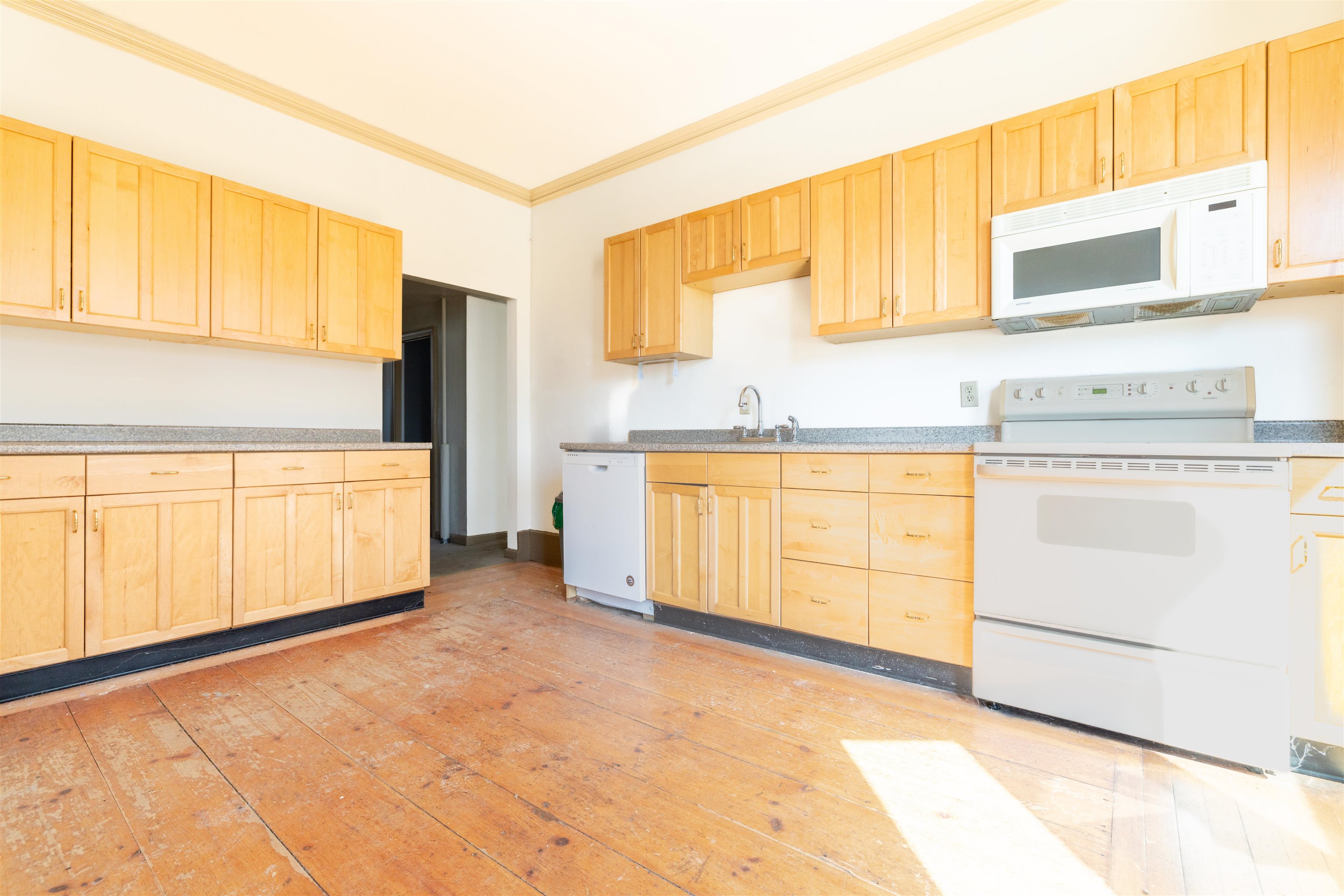 213 Washington Street Dover, NH 03820 - Photo 12 of 15
