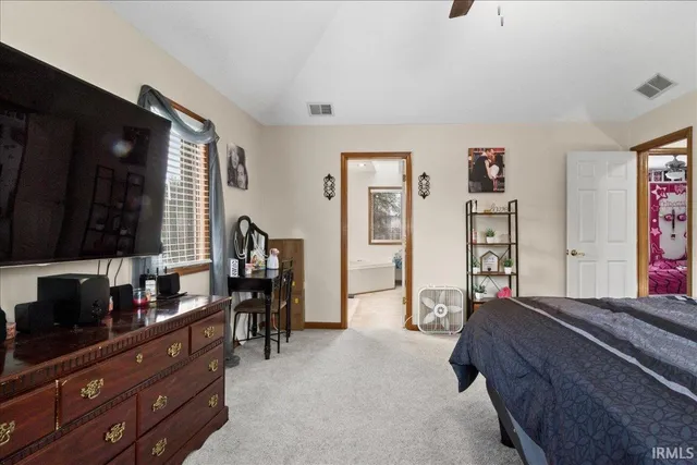 $479,900 | 901 Greengate Court, Evansville, IN 47715