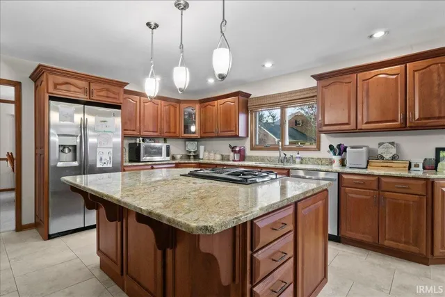 $479,900 | 901 Greengate Court, Evansville, IN 47715