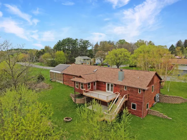 $525,000 | 321 Willow Street, Viroqua, WI 54665