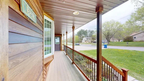 $525,000 | 321 Willow Street, Viroqua, WI 54665