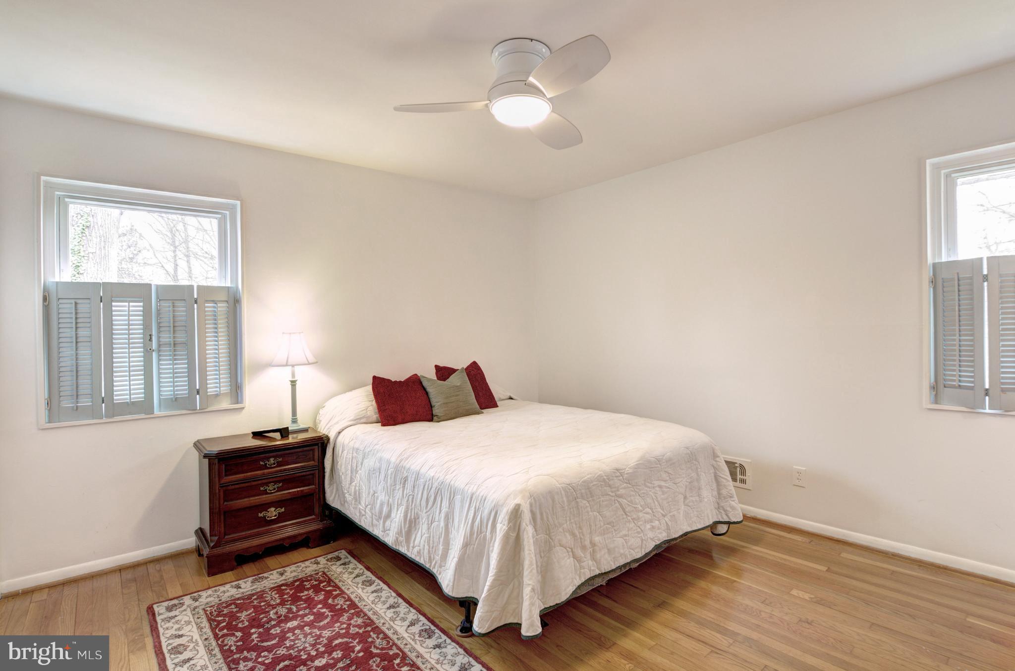 7601 Dunston Street Springfield, VA 22151 - Photo 16 of 30 Bedroom (Master)