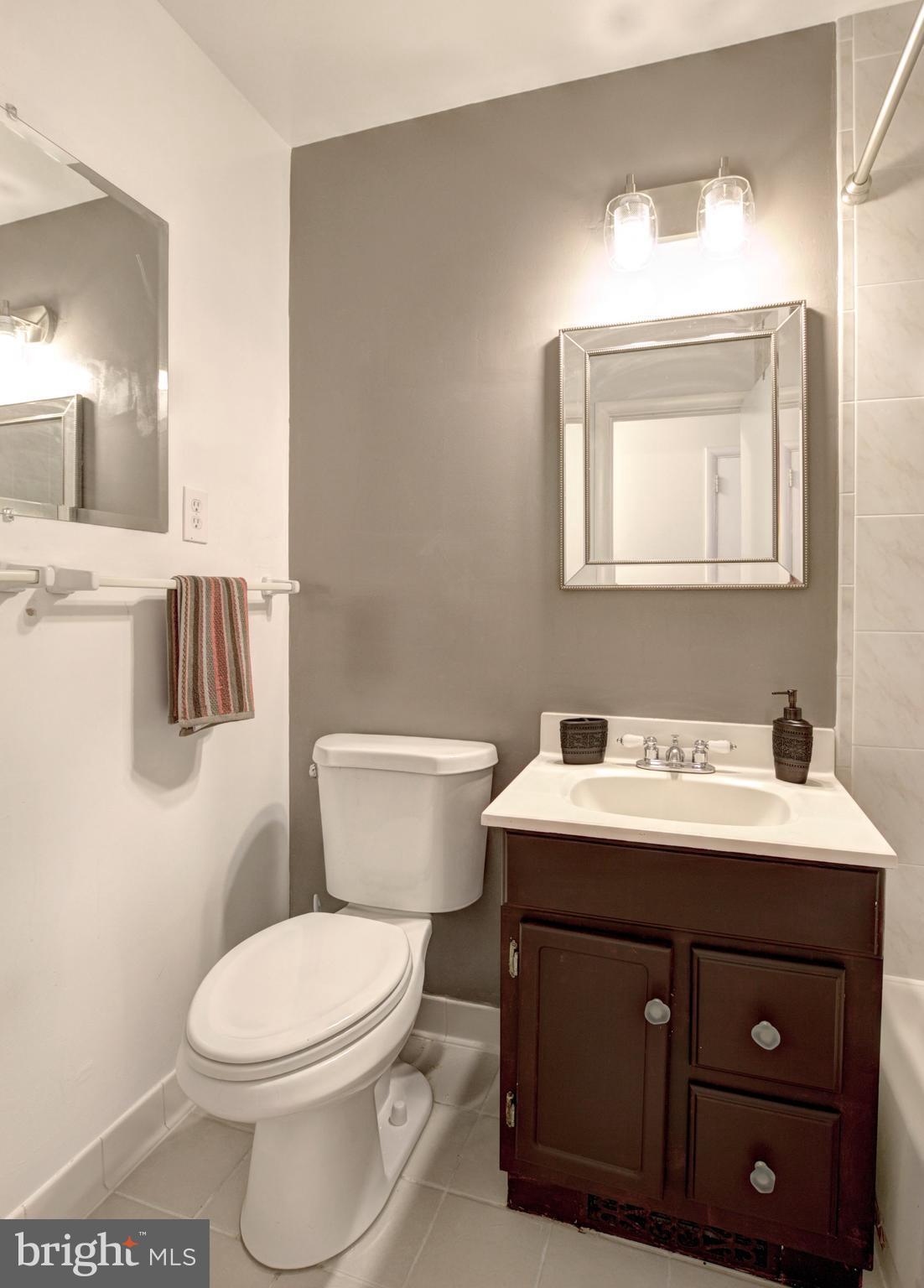 7601 Dunston Street Springfield, VA 22151 - Photo 19 of 30 Bath (Master)