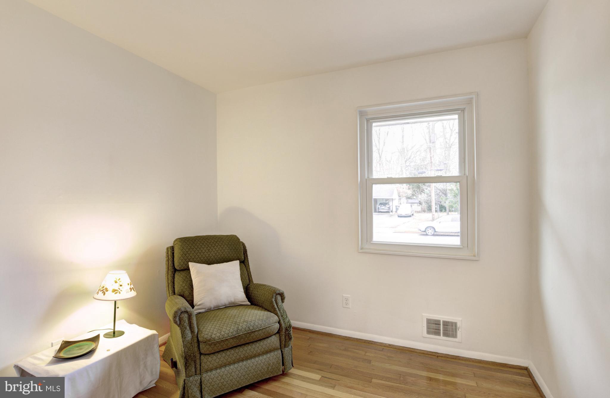 7601 Dunston Street Springfield, VA 22151 - Photo 22 of 30 Bedroom