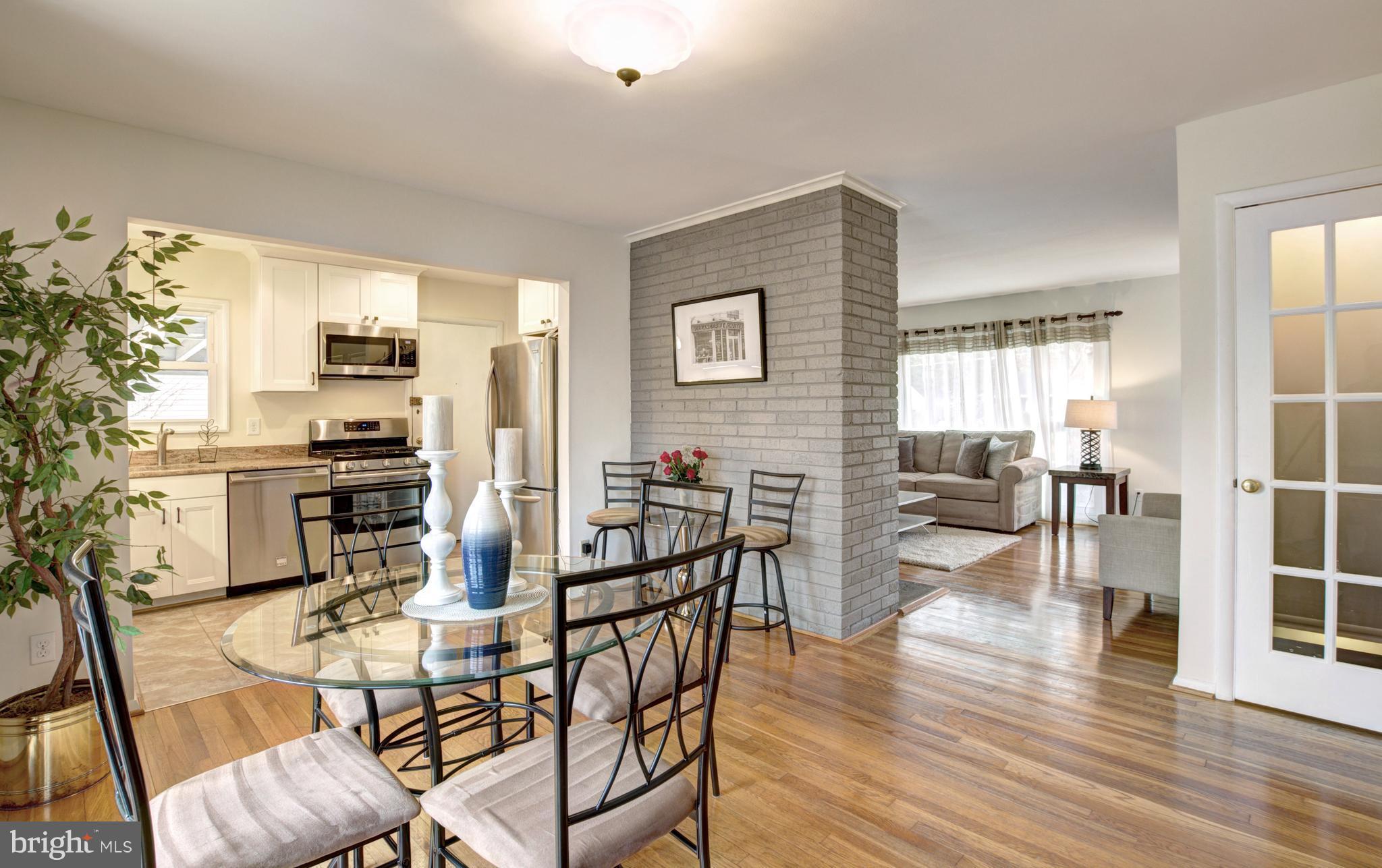 7601 Dunston Street Springfield, VA 22151 - Photo 8 of 30 Dining Room