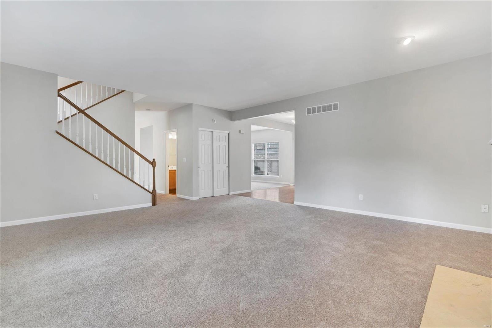 545 Weidman Road Ballwin, MO 63011 - Photo 8 of 49