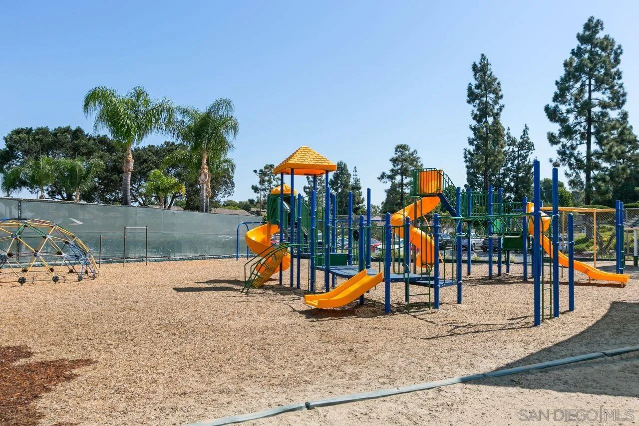 17054 Matinal Road San Diego, CA 92127 - Photo 49 of 50 a view of park
