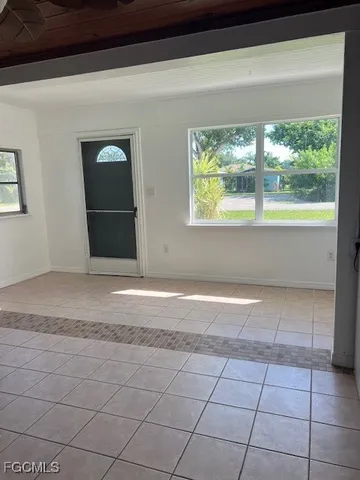 a view of empty room with window