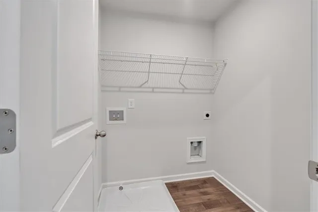 a view of utility room