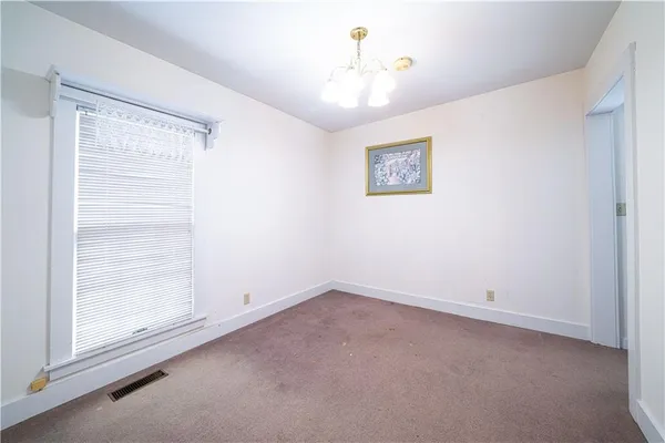 $249,900 | 610 North 8th Street, St. Joseph, MO 64501