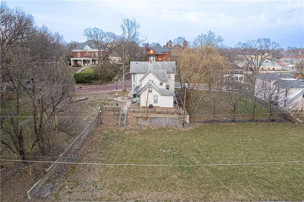 $249,900 | 610 North 8th Street, St. Joseph, MO 64501