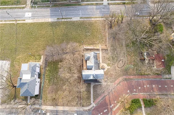 $249,900 | 610 North 8th Street, St. Joseph, MO 64501