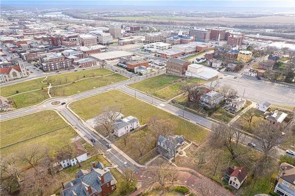 $249,900 | 610 North 8th Street, St. Joseph, MO 64501