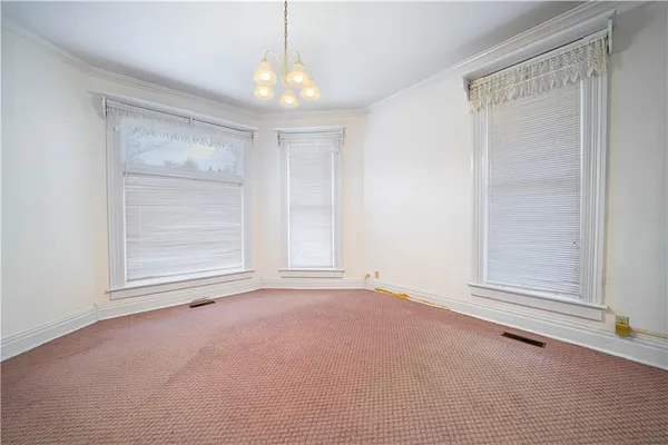 $249,900 | 610 North 8th Street, St. Joseph, MO 64501