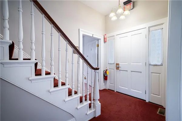 $249,900 | 610 North 8th Street, St. Joseph, MO 64501