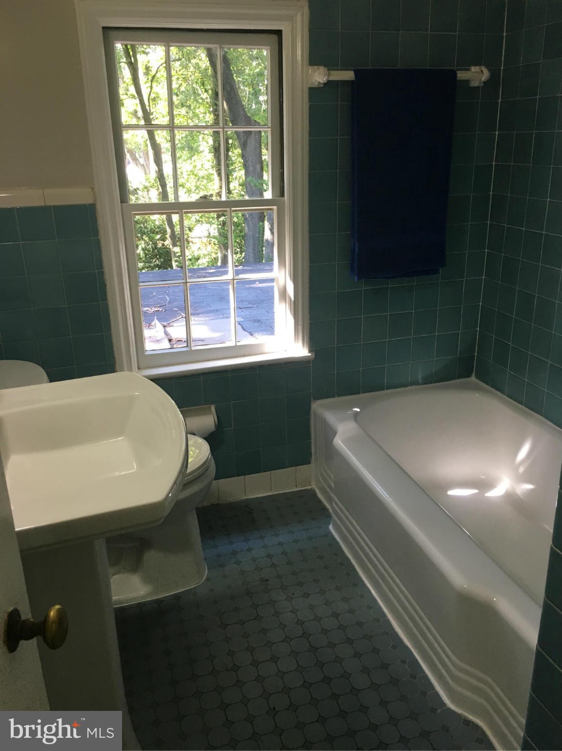 5904 Cranston Road Bethesda, MD 20816 - Photo 17 of 19 Bath