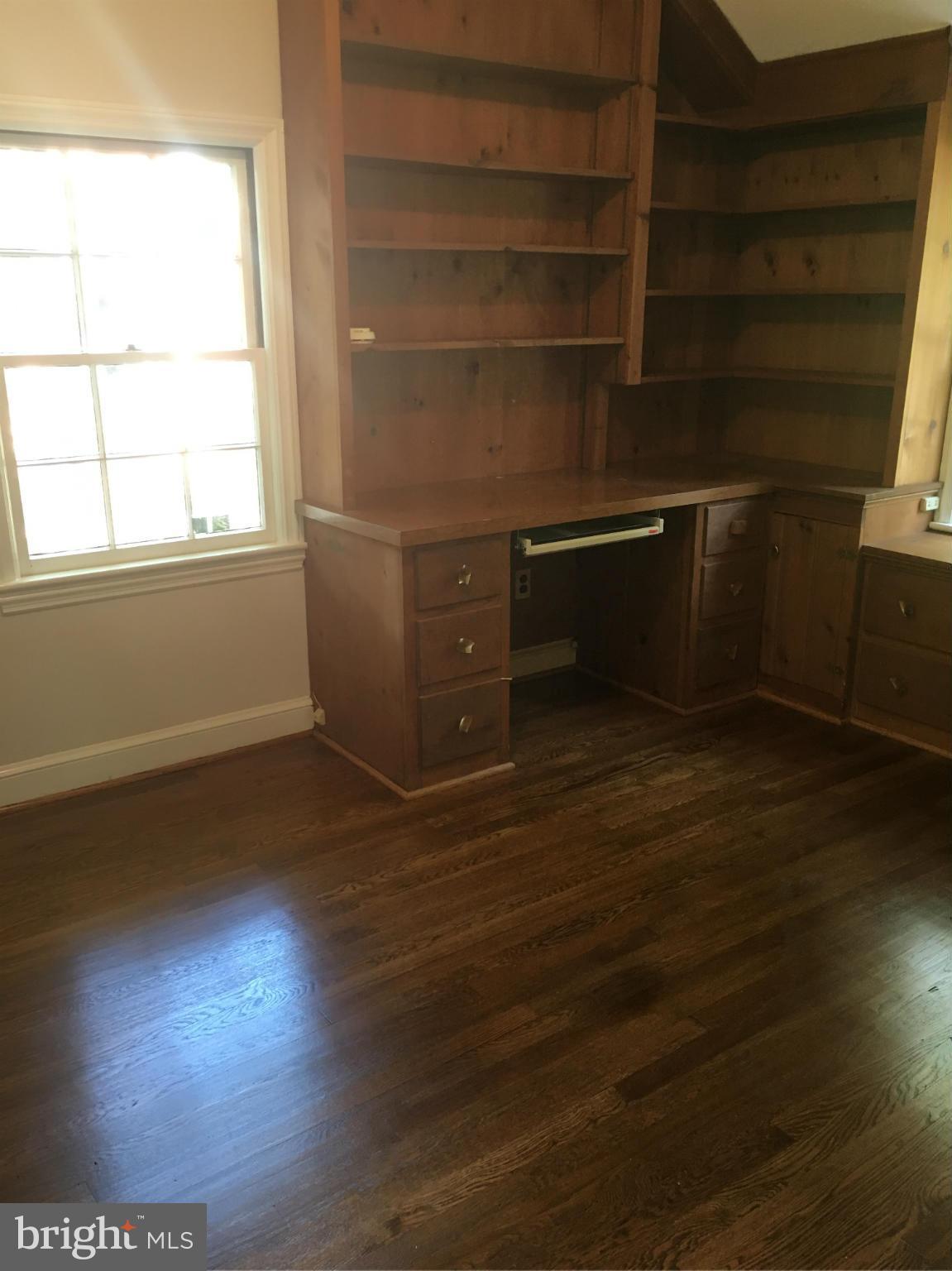 5904 Cranston Road Bethesda, MD 20816 - Photo 18 of 19 Bedroom