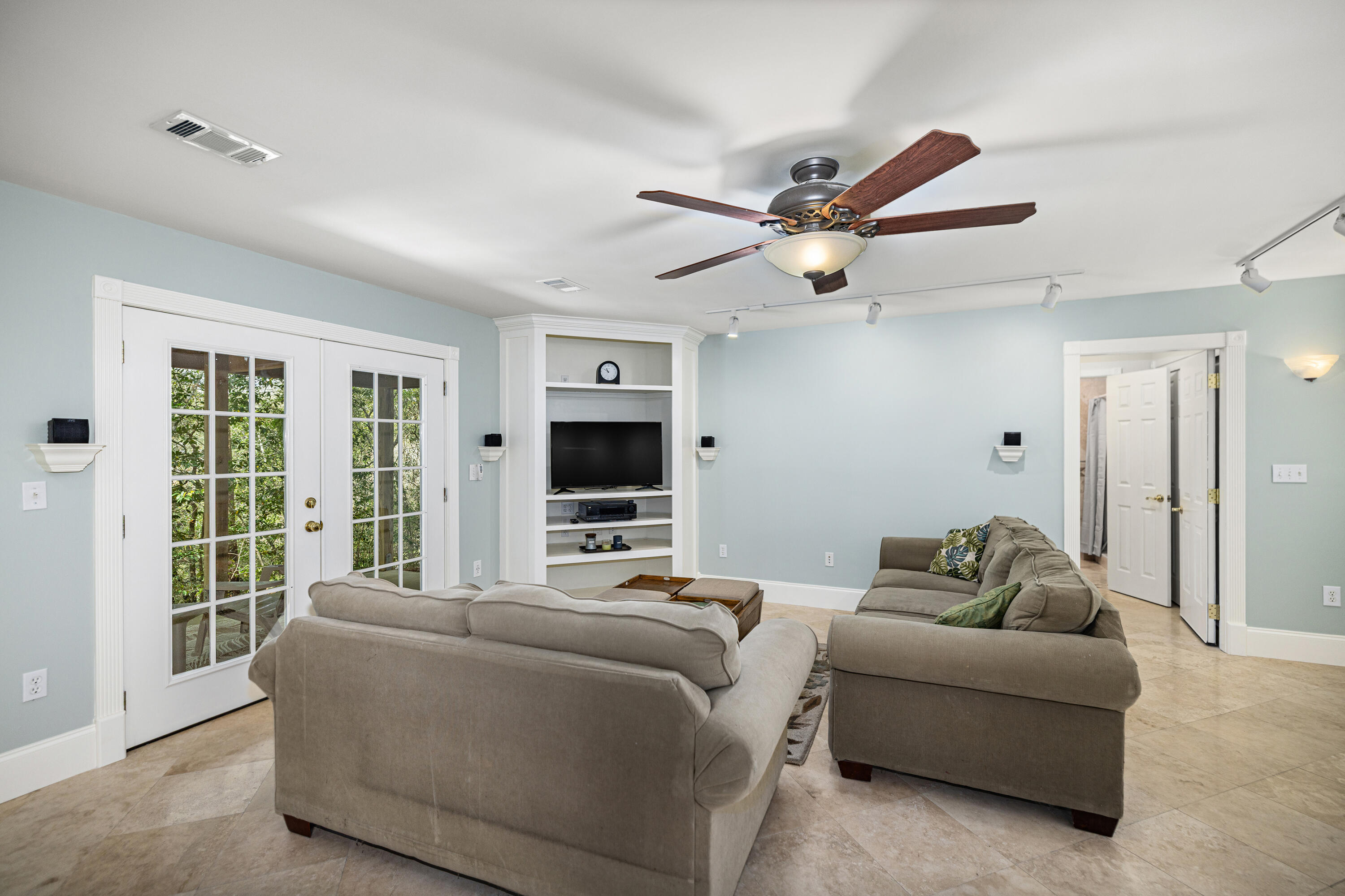 1674 Northridge Road Niceville, FL 32578 - Photo 54 of 82 1674NorthridgeRd-Niceville-FL-086