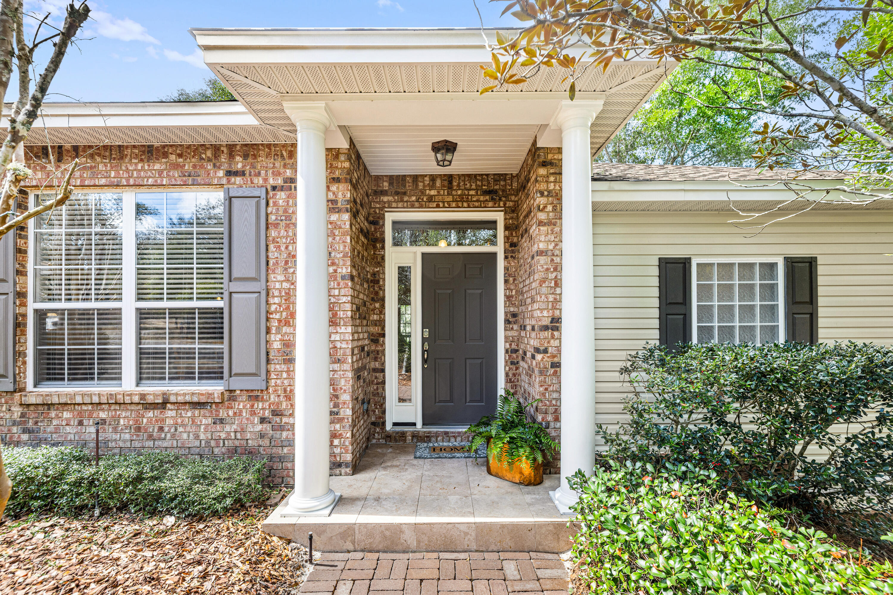 1674 Northridge Road Niceville, FL 32578 - Photo 6 of 81 1674NorthridgeRd-Niceville-FL-004