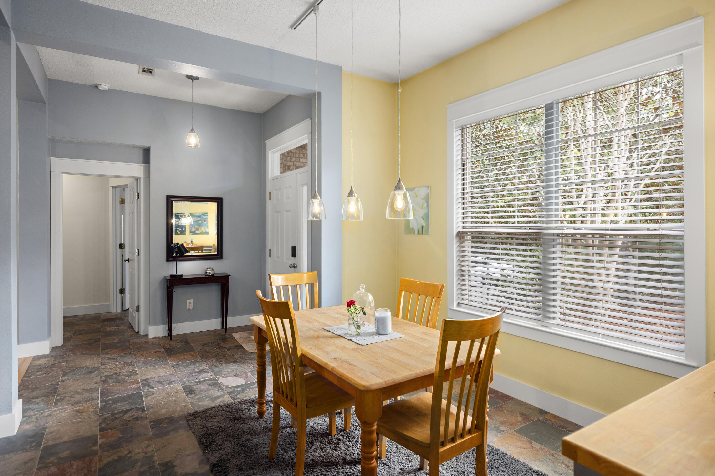 1674 Northridge Road Niceville, FL 32578 - Photo 9 of 81 1674NorthridgeRd-Niceville-FL-051