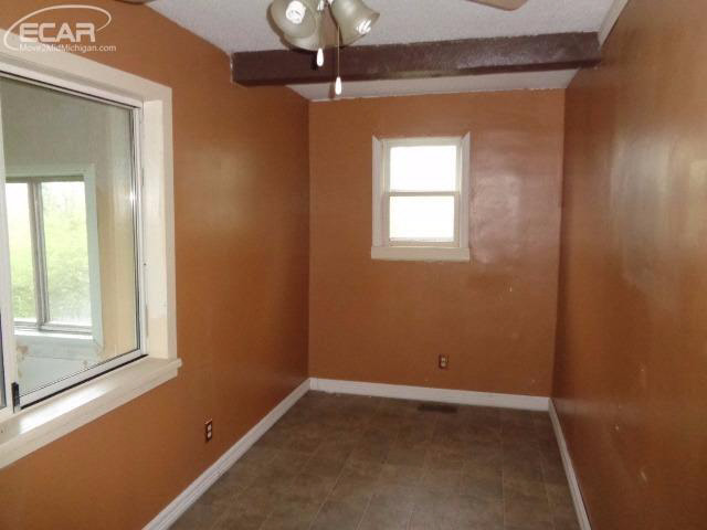12595 North Seymour Road Burt, MI 48417 - Photo 4 of 10 21287744-3.JPG