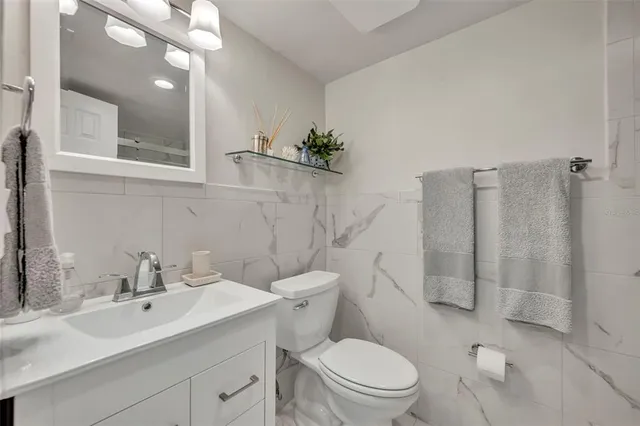 $550,000 | 535 North Interlachen Avenue, Unit 203, Winter Park, FL 32789