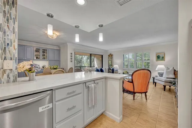 $550,000 | 535 North Interlachen Avenue, Unit 203, Winter Park, FL 32789