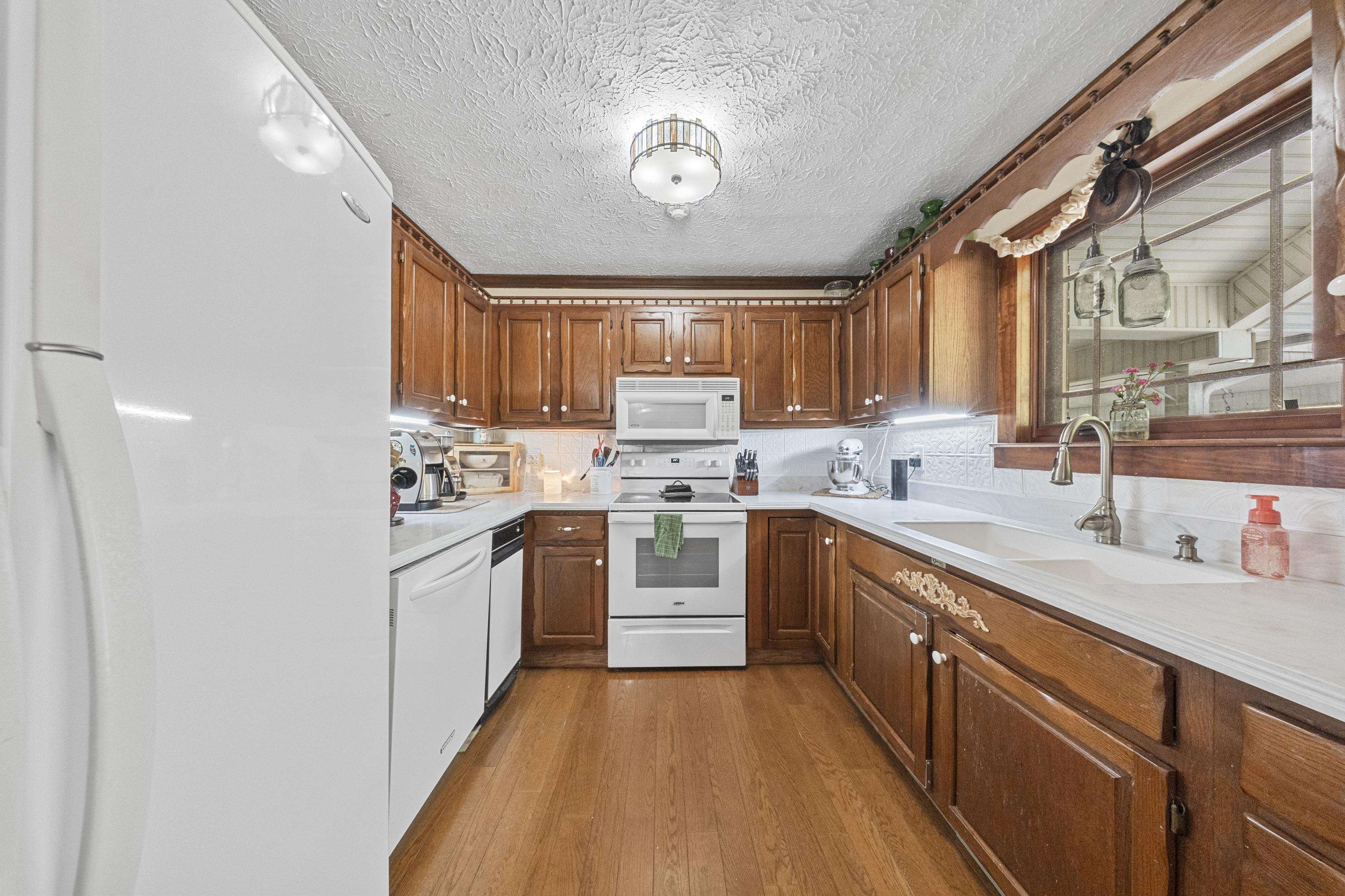 941 Tark Hill Road Grayson, KY 41143 - Photo 5 of 50