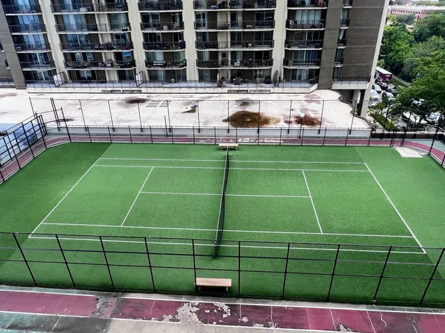 $2,695 | 6033 North Sheridan Road, Unit 8G, Chicago, IL 60660