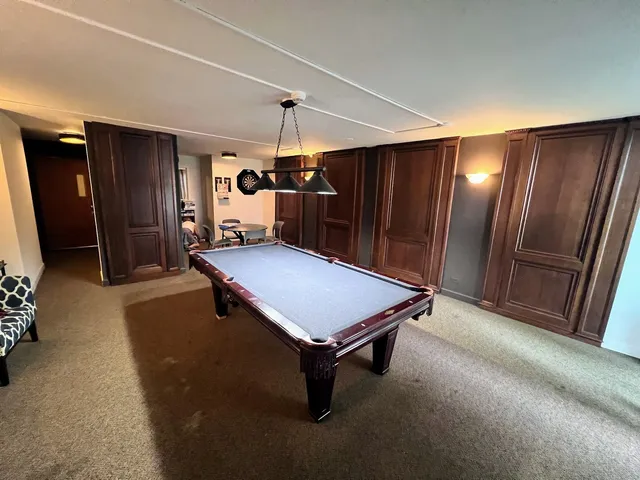 $2,695 | 6033 North Sheridan Road, Unit 8G, Chicago, IL 60660