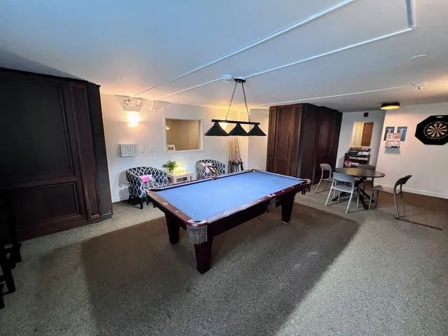 $2,695 | 6033 North Sheridan Road, Unit 8G, Chicago, IL 60660