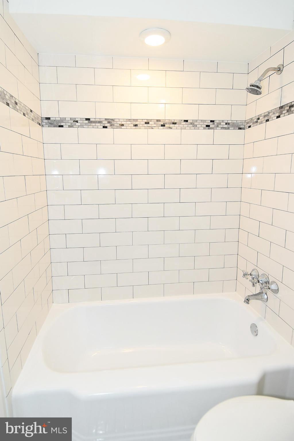 6913 Quander Road Alexandria, VA 22307 - Photo 13 of 30 Bath (Master)