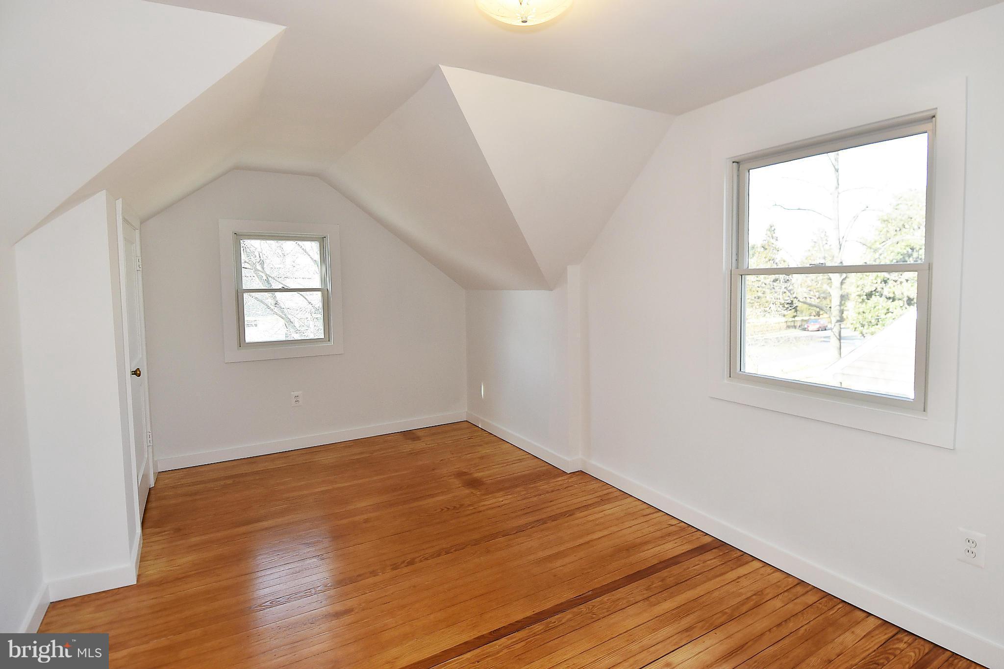 6913 Quander Road Alexandria, VA 22307 - Photo 22 of 30 Upstairs Bedroom