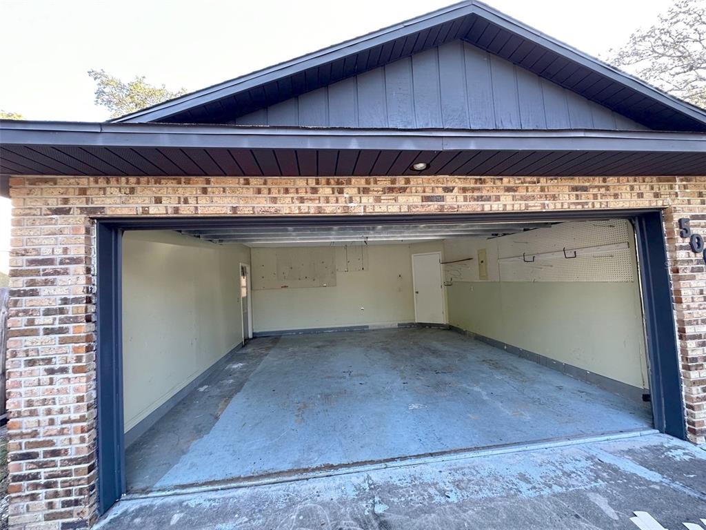 5061 Barnegat Point Road Orlando, FL 32808 - Photo 29 of 33 a close view of fireplace