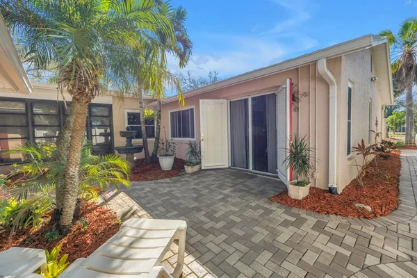 $579,000 | 10761 125th Avenue, Largo, FL 33778