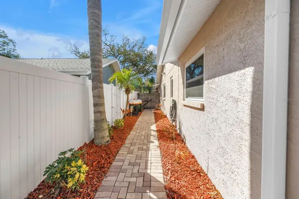 $579,000 | 10761 125th Avenue, Largo, FL 33778