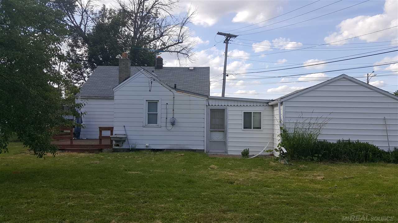 17872 12 Mile Road Roseville, MI 48066 - Photo 19 of 20 31308739-18.JPG