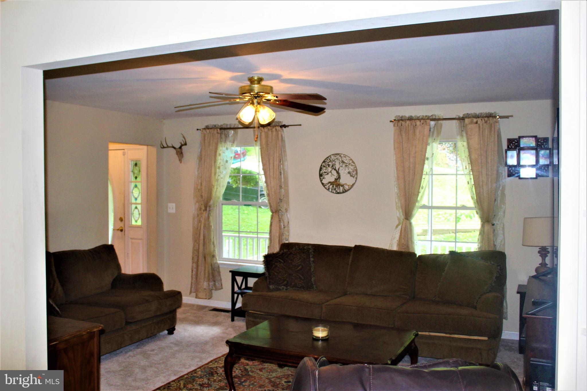 112 Remount View Road Front Royal, VA 22630 - Photo 10 of 50 Living Room
