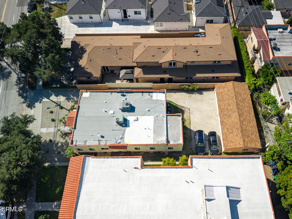 407 South Verdugo Road Glendale, CA 91205 - Photo 18 of 44 032_407 S Verdugo Rd_GYP-MLS