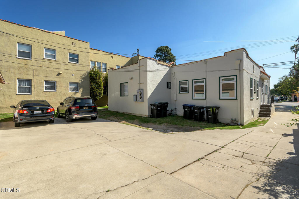 407 South Verdugo Road Glendale, CA 91205 - Photo 10 of 44 013_407 S Verdugo Rd_GYP-MLS