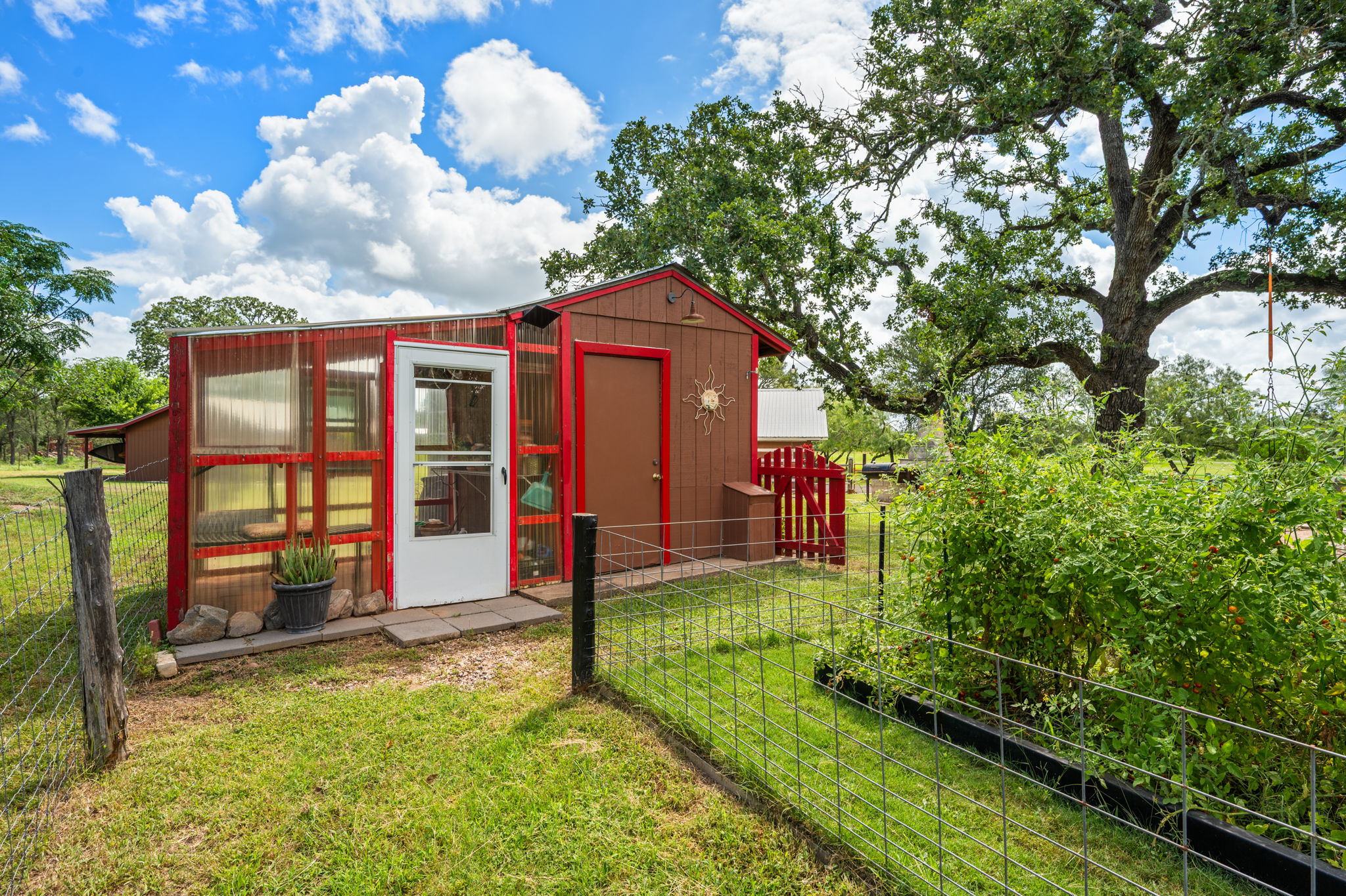 402 Smith Road Bastrop, TX 78602 - Photo 31 of 40