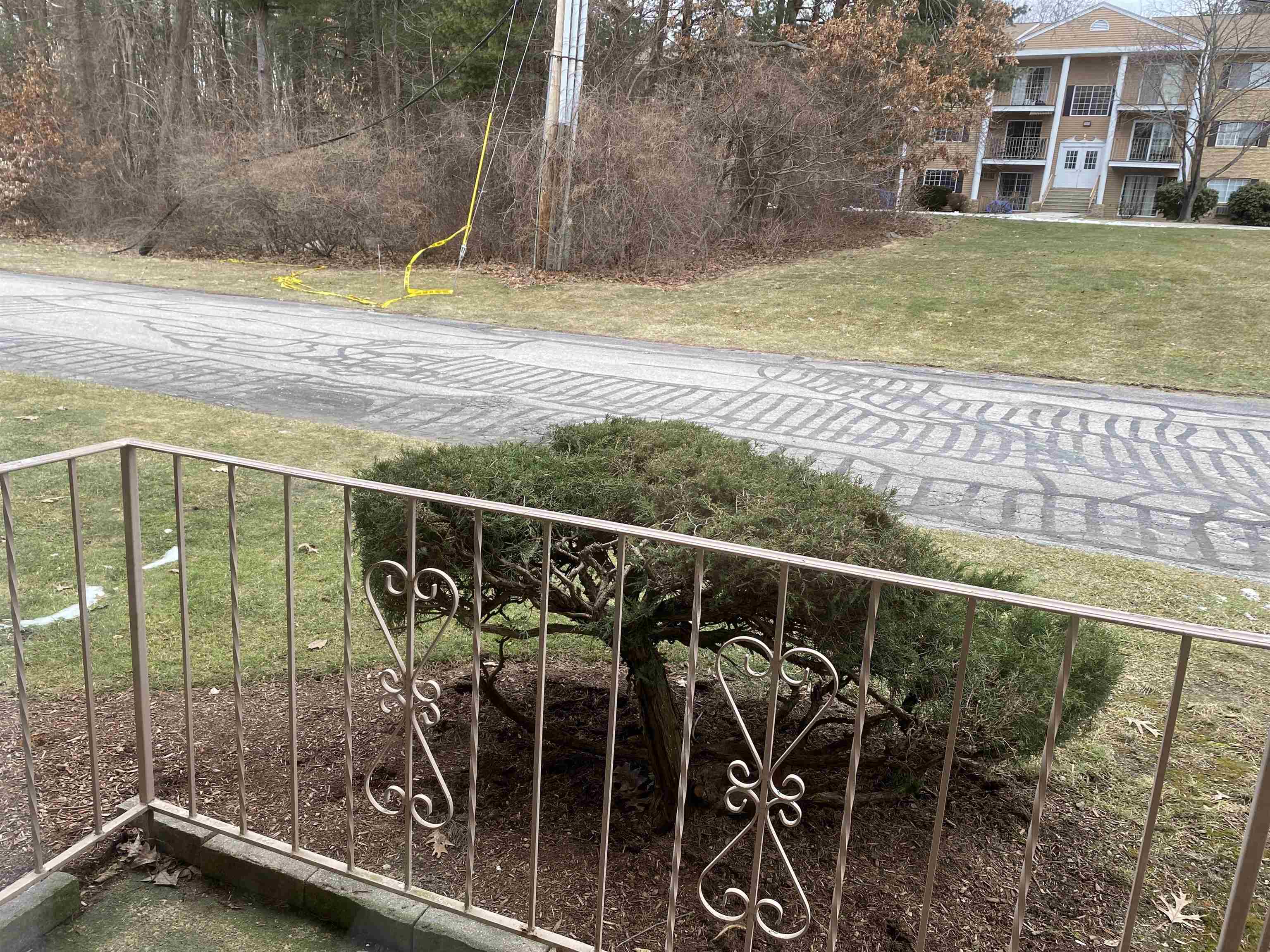 383 Huse Road, Unit 36 Manchester, NH 03103 - Photo 12 of 37