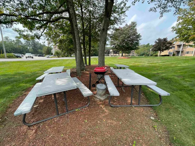 $1,707 | 383 Huse Road, Unit 36, Manchester, NH 03103