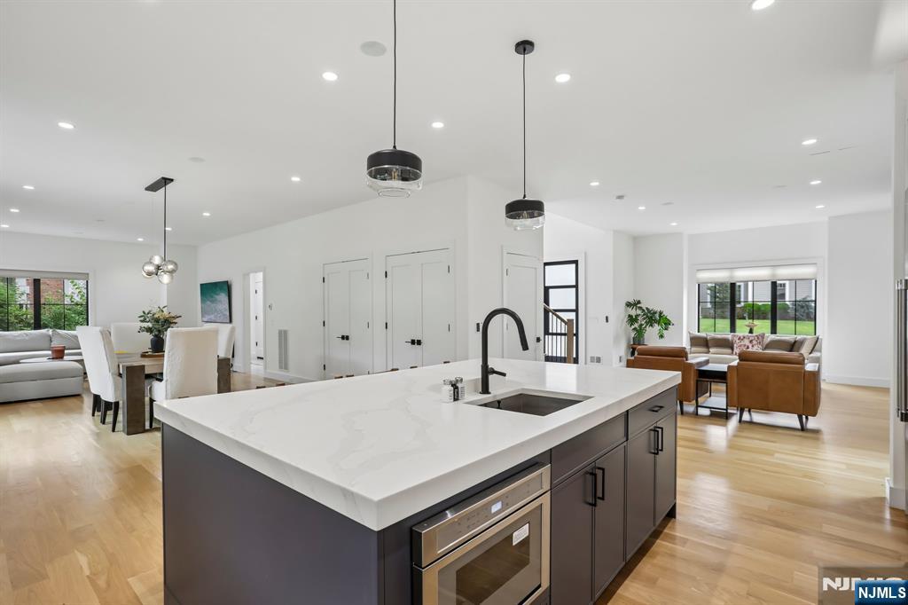 7 New Street Cresskill, NJ 07626 - Photo 18 of 48