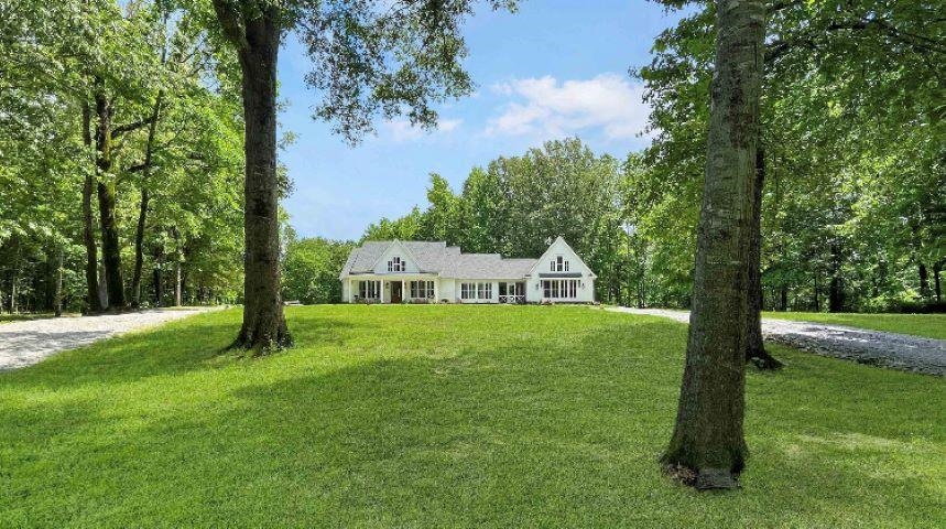 335 Blain Road Rossville, TN 38066 - Photo 1 of 38 a front view of a house with garden