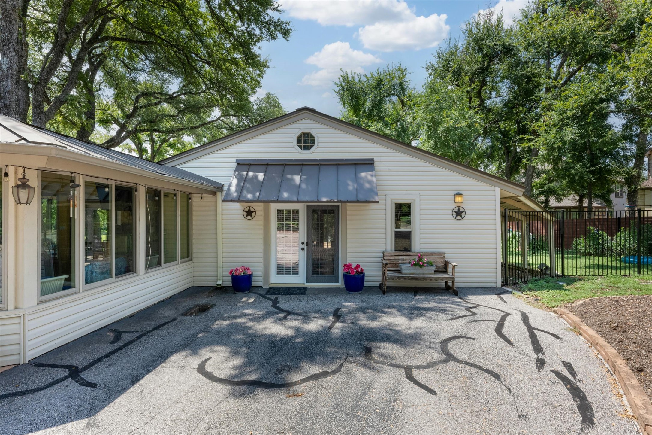 9911 Anderson Mill Road Austin, TX 78750 - Photo 6 of 29 Garage Apartment