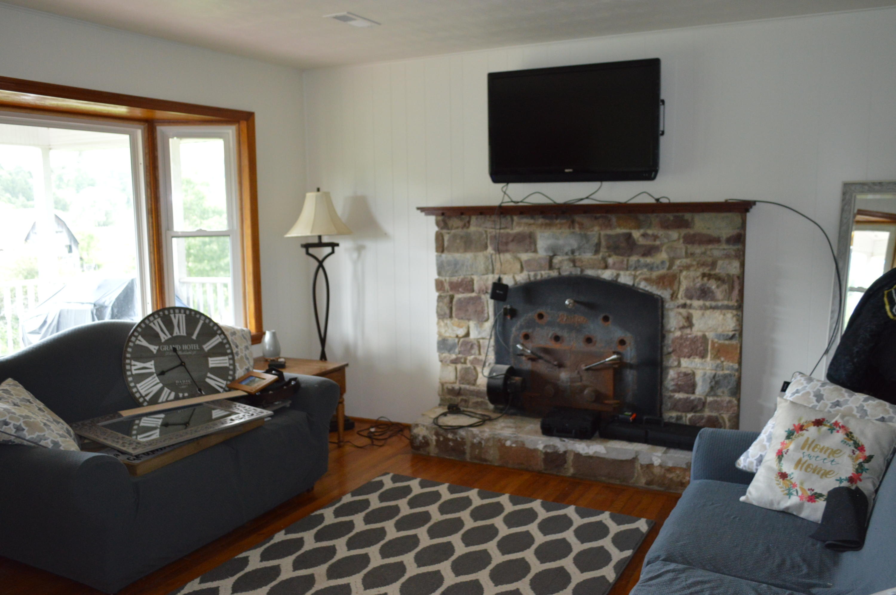 3474 Cumberland Gap Road Newport, VA 24128 - Photo 2 of 6 living room